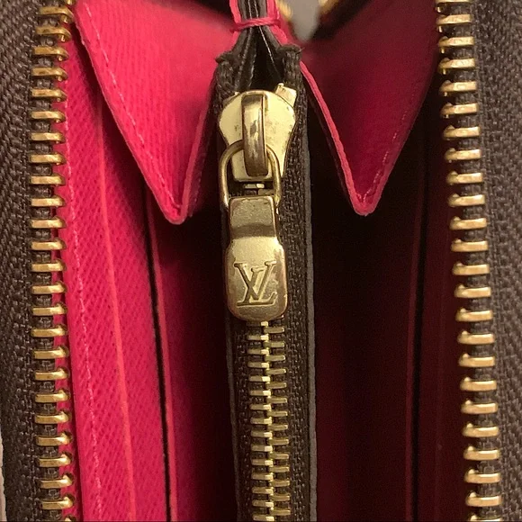 ❌SOLD❌ Louis Vuitton Monogram Pink Blooming Flower Clemence Wallet - Picture 11 of 16